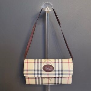 Burberrys Authentic shoulder bag/clutch with removable strap 🛠️ Project Bag 🛠️